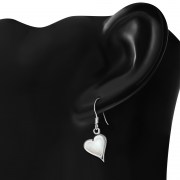 Mother of Pearl Heart Silver Earrings, e329