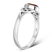 Silver Celtic Ring set w/ Garnet Stone, r369