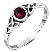 Silver Trinity Ring set w Garnet Stone, r498