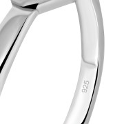 Simple delicate Celtic Knot Silver Ring, rp784