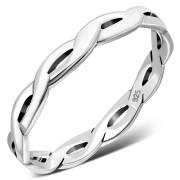 Simple Light Celtic Knot Silver Ring, rp868