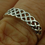 Celtic knot Plain Sterling Silver Ring, rp663