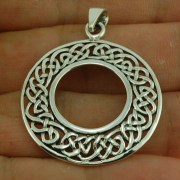 Large Celtic Knot Round Silver Pendant, pn537