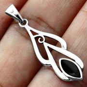 Black Onyx Oval Silver Pendant, p519