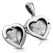Heart Shaped Locket Silver Pendant w Black Onyx, p525
