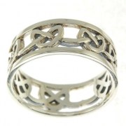 Plain Celtic Knot Heart Style Silver Ring, rp630