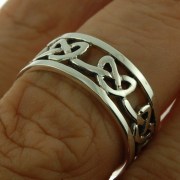 Plain Celtic Knot Heart Style Silver Ring, rp630