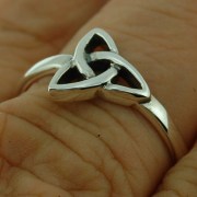 Plain Solid Sterling Silver Celtic Trinity Knot Ring, rp791