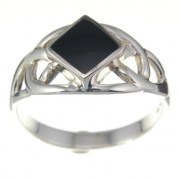 Black Onyx Celtic Knot Silver Ring, r535
