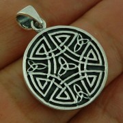 Round Celtic Pendant, pn359