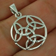Round Celtic Trinity Pendant, pn562
