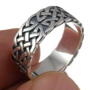 Plain Silver Celtic Mens Band Ring, rp256